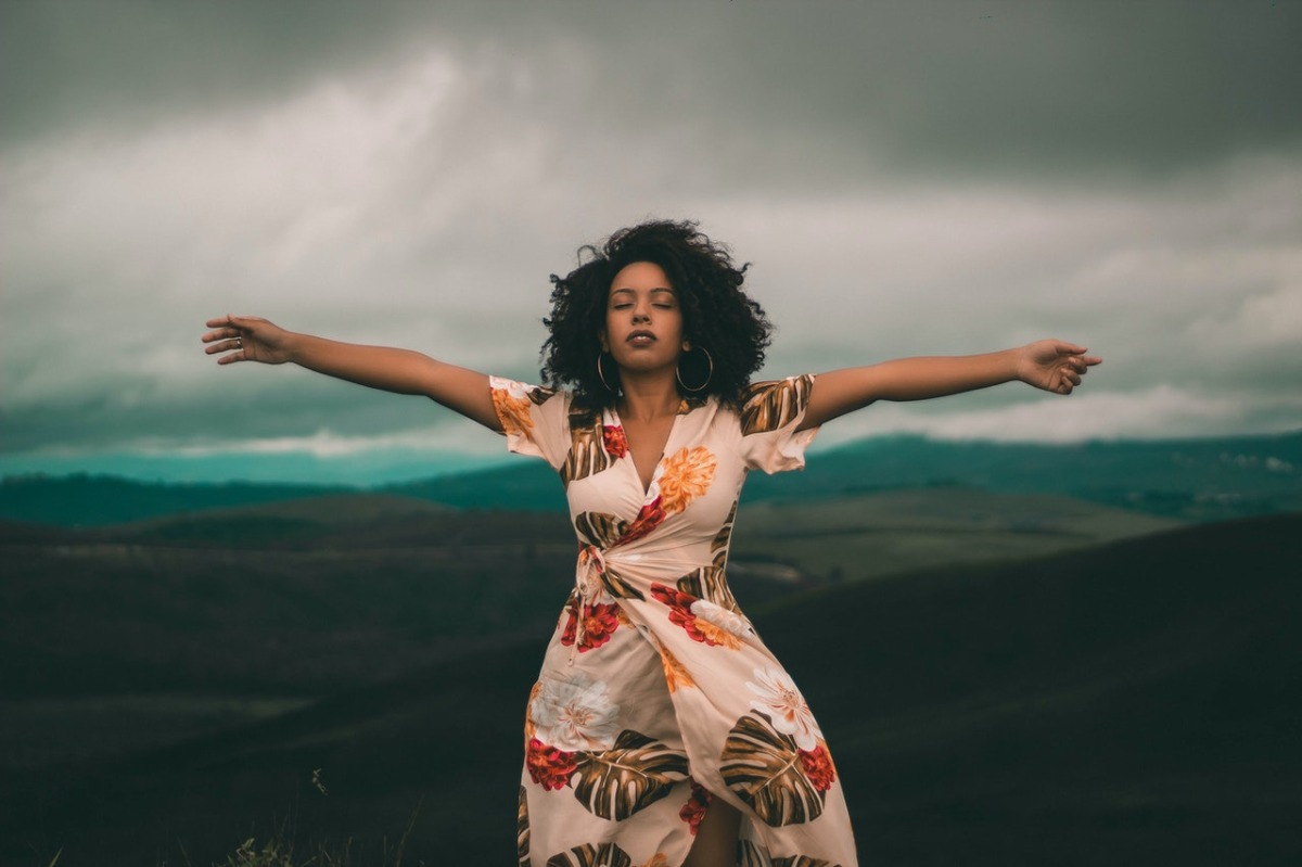 woman wearing a dress